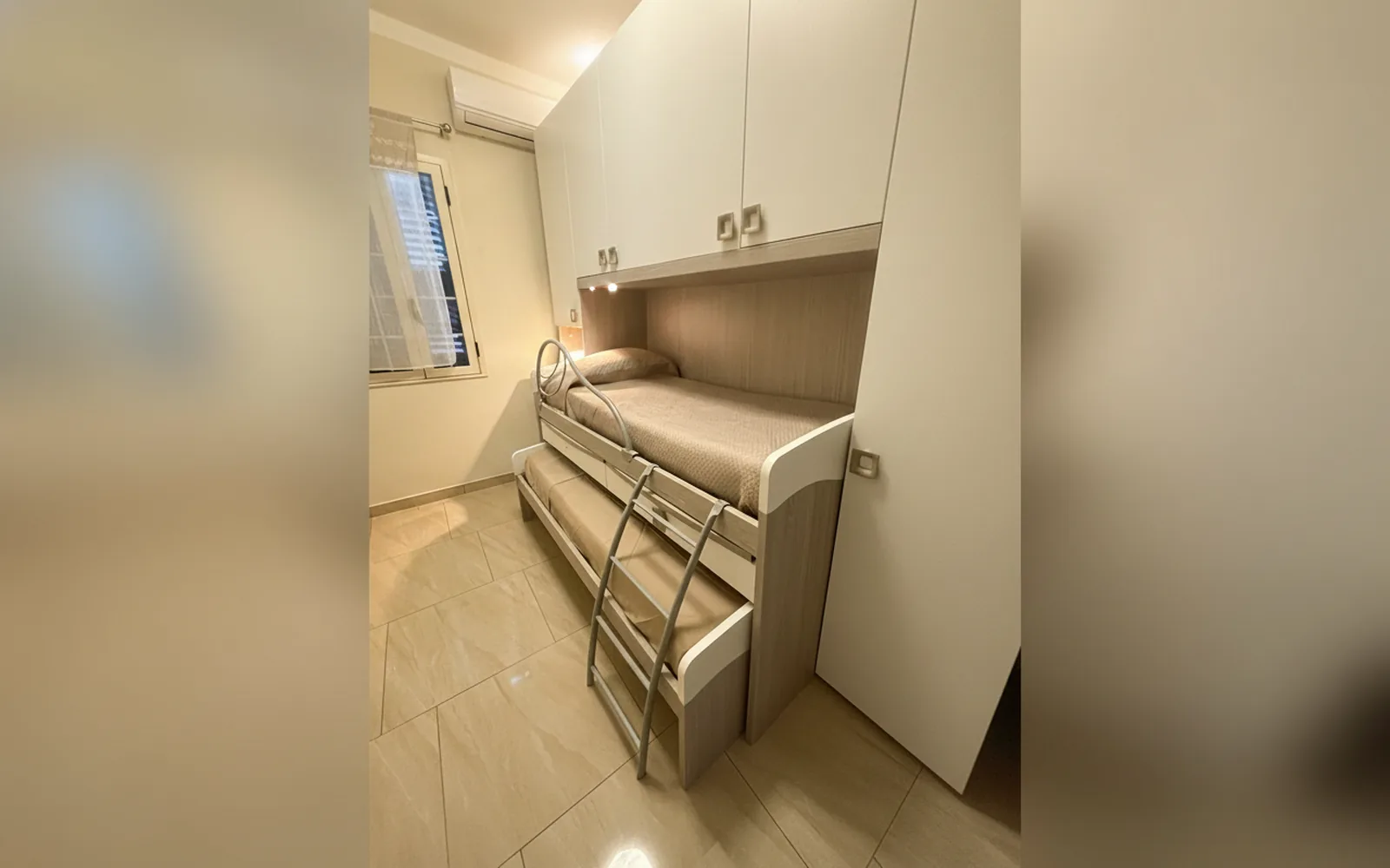 Camera con bagno privato — B&B Sofia, Licata (Sicilia) (foto 26)